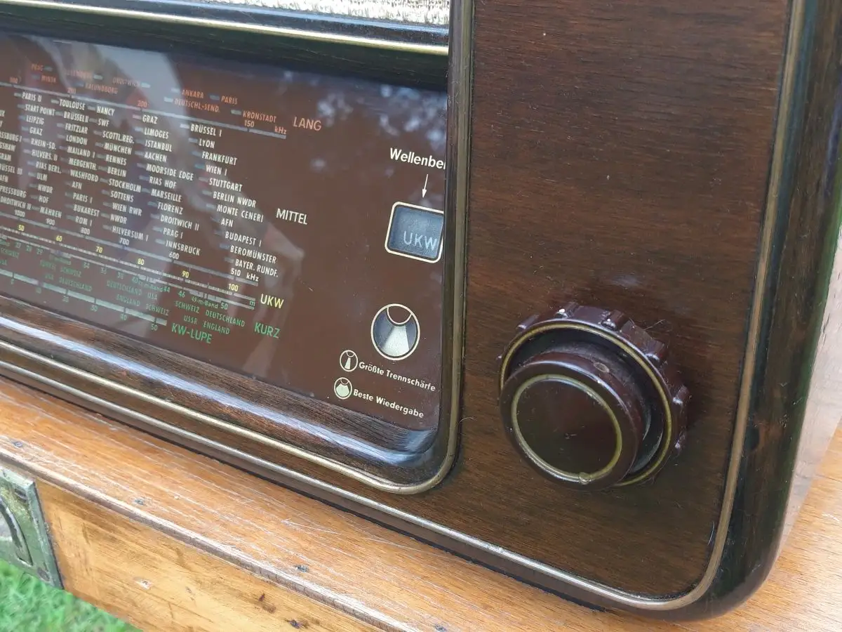 Nr. 34 Saba Bodensee W52 mit original Schaltplan – Baujahr 1951 – 53 - Röhrenradio   11