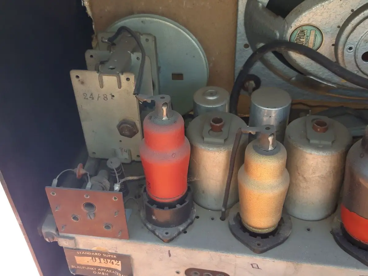 Nr. 41 Blaupunkt Standard Super – Baujahr 1947/48 - Röhrenradio   13