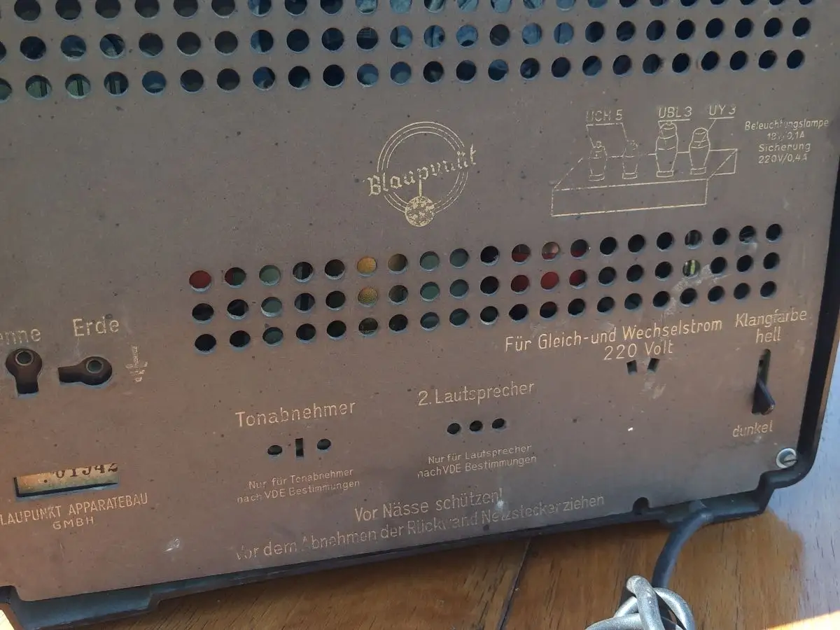 Nr. 41 Blaupunkt Standard Super – Baujahr 1947/48 - Röhrenradio   16