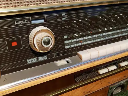 Nr. 42 Saba-Meersburg Automatic 125 Stereo mit original Schaltplan – Baujahr 1960/61 - Röhrenradio  