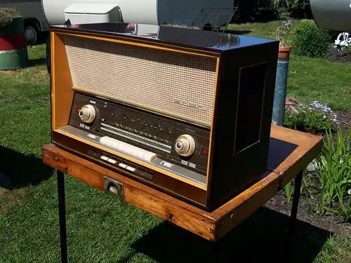 Nr. 42 Saba-Meersburg Automatic 125 Stereo mit original Schaltplan – Baujahr 1960/61 - Röhrenradio  