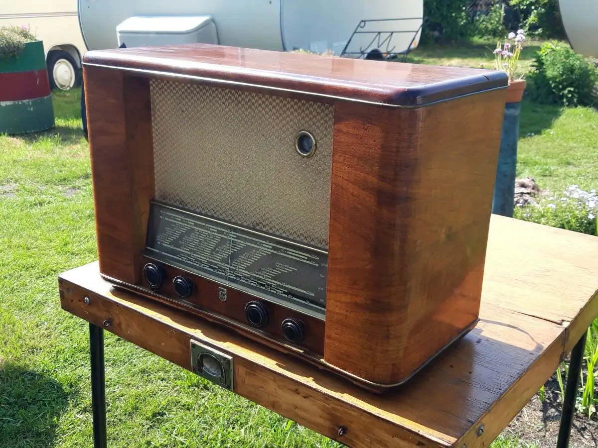 Nr. 44 Philips Saturn 51 BD612A-22 – Baujahr 1951/52 - Röhrenradio   4