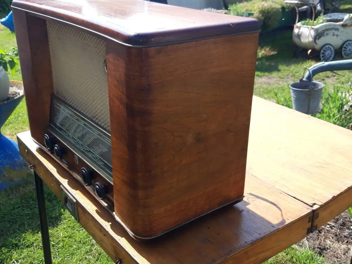 Nr. 44 Philips Saturn 51 BD612A-22 – Baujahr 1951/52 - Röhrenradio   5