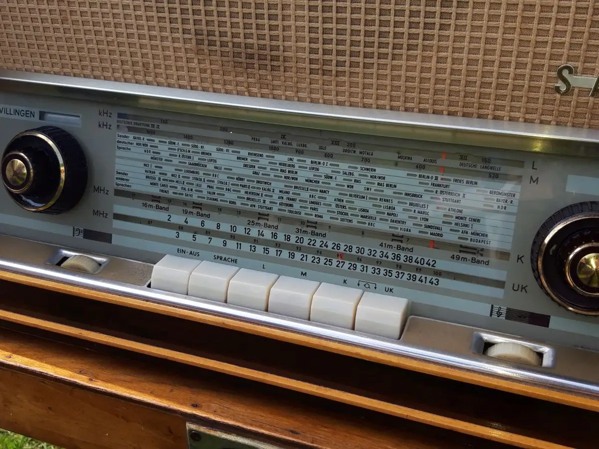Nr. 45 Saba Villingen 11 mit original Schaltplan – Baujahr 1961/62 - Röhrenradio   14