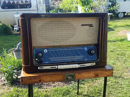 Nr. 47 Grundig 4035W – Baujahr 1953 -55 - Röhrenradio  
