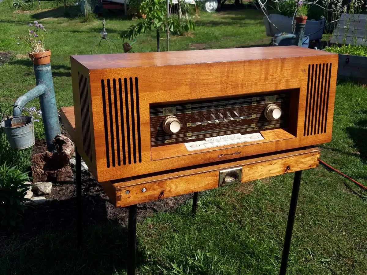 Nr. 48 Simonetta Stereo – Quelle Versandhaus – Vollstereo Röhrengerät  - Röhrenradio   0