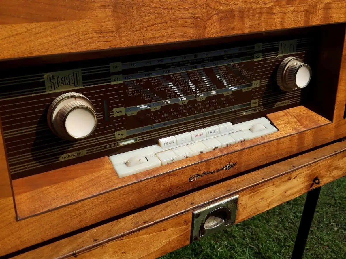 Nr. 48 Simonetta Stereo – Quelle Versandhaus – Vollstereo Röhrengerät  - Röhrenradio   8
