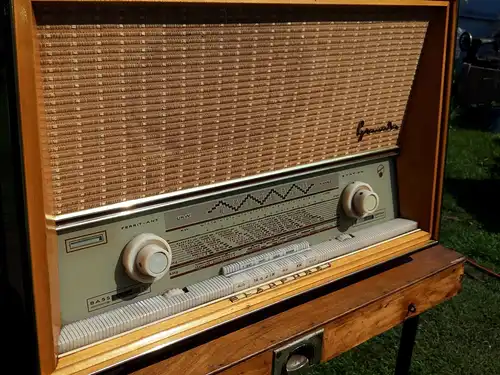 Nr. 49 Blaupunkt Granada Typ 21300 – Baujahr 1961/62  - Röhrenradio  