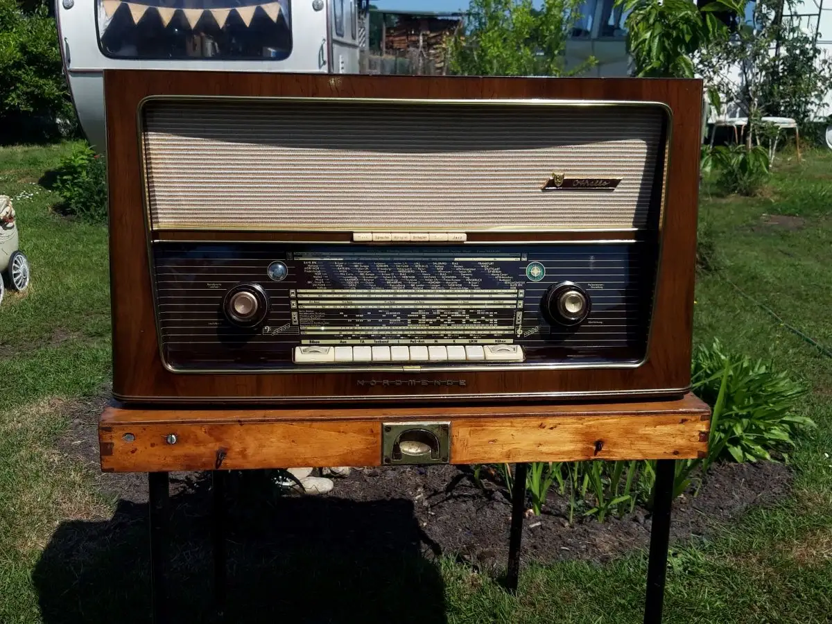 Nr. 50 Nordmende Othello 58/3D mit original Schaltplan im Gerät – Baujahr 1957/58  - Röhrenradio   0