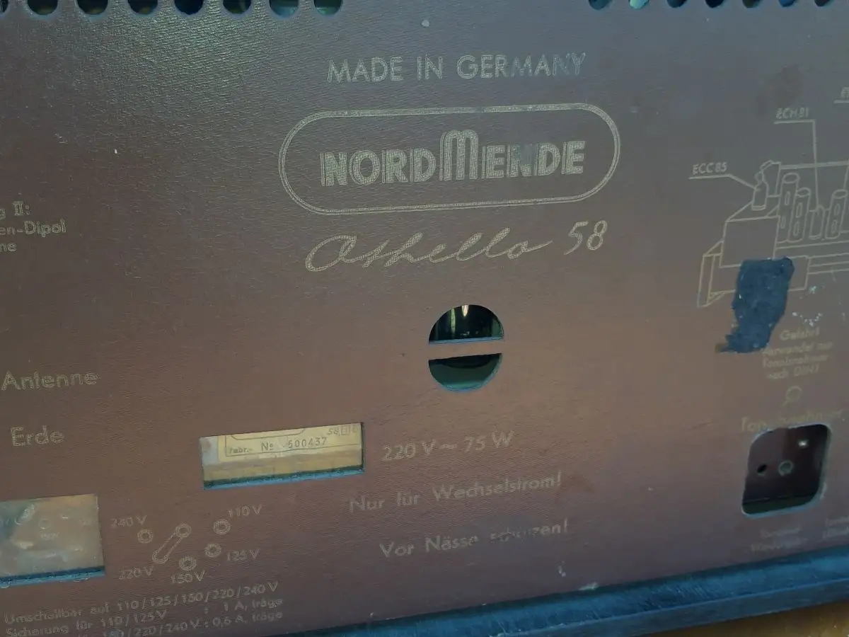 Nr. 50 Nordmende Othello 58/3D mit original Schaltplan im Gerät – Baujahr 1957/58  - Röhrenradio   24