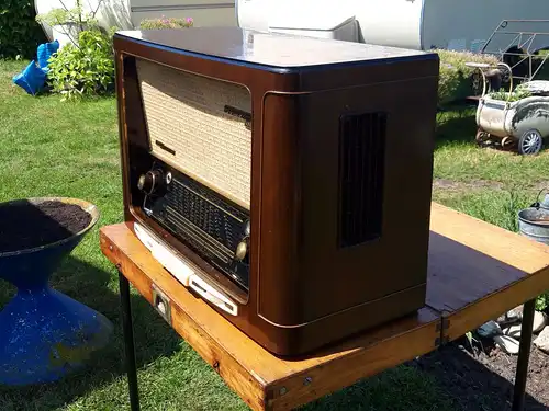 Nr. 53 Grundig Ty 4035W/3D – Baujahr 1954/55 - Röhrenradio  