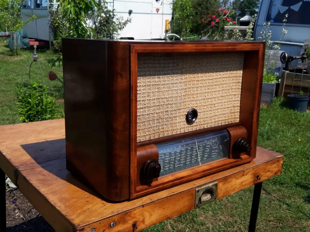 Nr. 66 Lembeck-Radio Atlantis LS660W – Baujahr 1949/50  - Röhrenradio   2