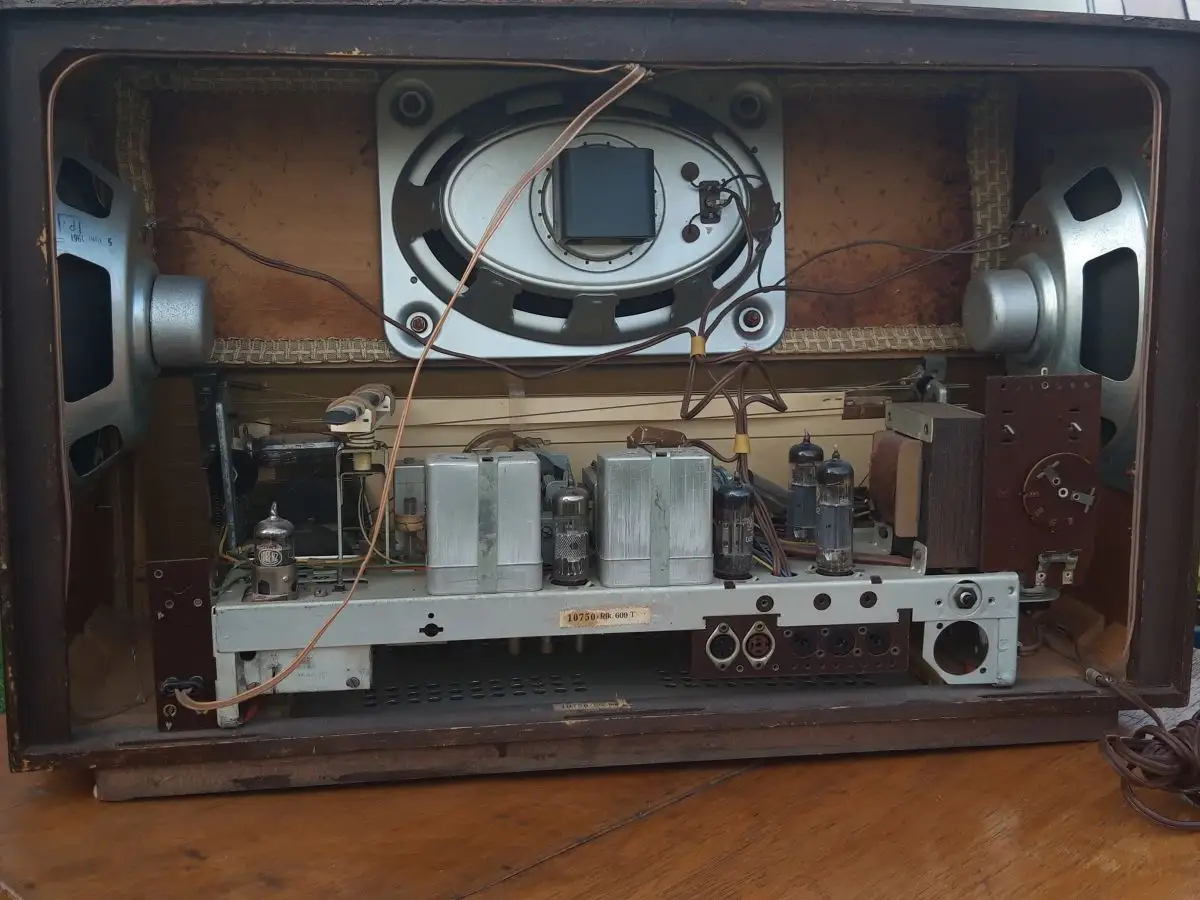 Nr. 70 Imperial Vollstereo-Super 609T – Baujahr 1960/61  - Röhrenradio   11