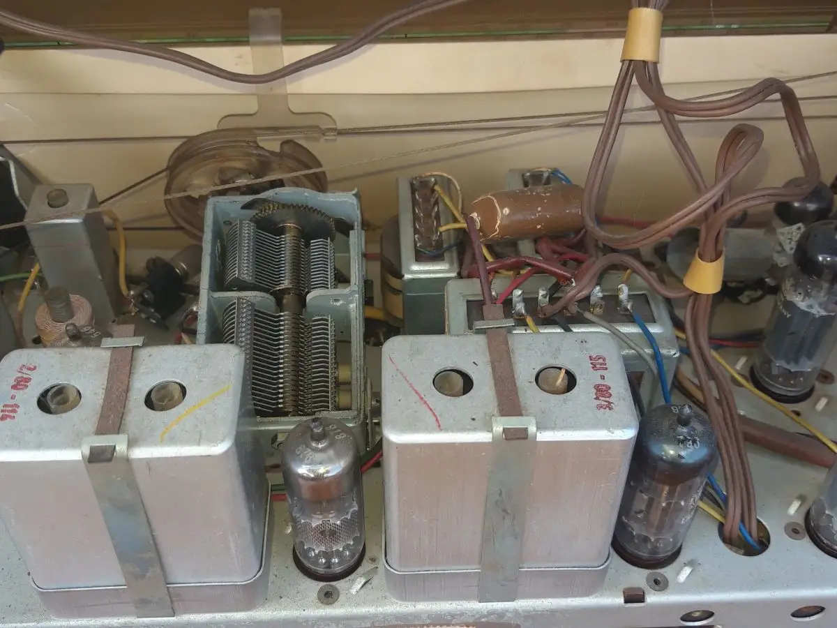 Nr. 70 Imperial Vollstereo-Super 609T – Baujahr 1960/61  - Röhrenradio   15