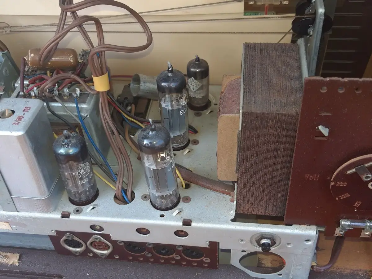 Nr. 70 Imperial Vollstereo-Super 609T – Baujahr 1960/61  - Röhrenradio   16