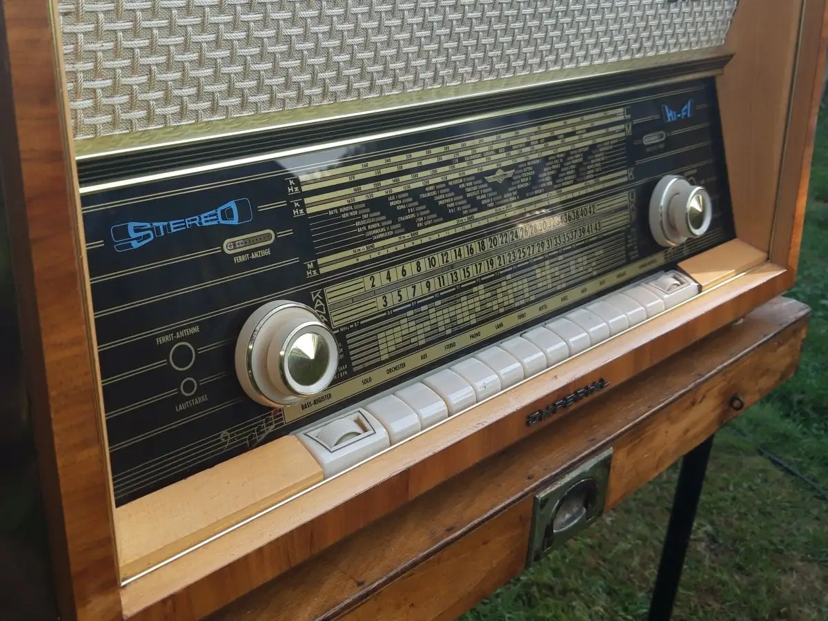 Nr. 70 Imperial Vollstereo-Super 609T – Baujahr 1960/61  - Röhrenradio   9