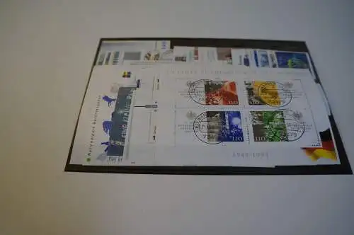 Bund Jahrgang 1999 mit Ortsstempel komplett inkl. Extras (27368)