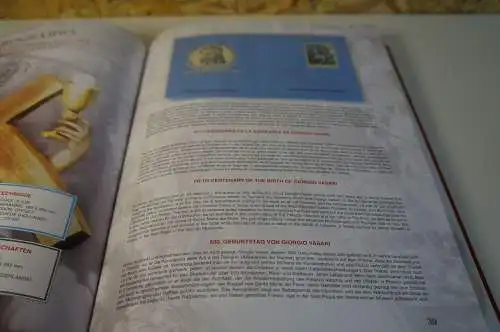Vatikan Jahrbuch 2011 postfrisch (27514)