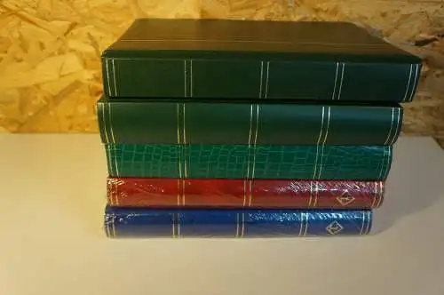 5 Einsteckbücher 60 weißen Seiten in versch. Farben (28121)