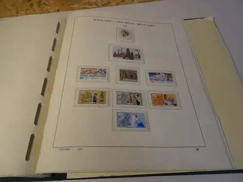 Berlin 1955-1990 postfrisch komplett inkl. Schaubek Vordruck (26475)