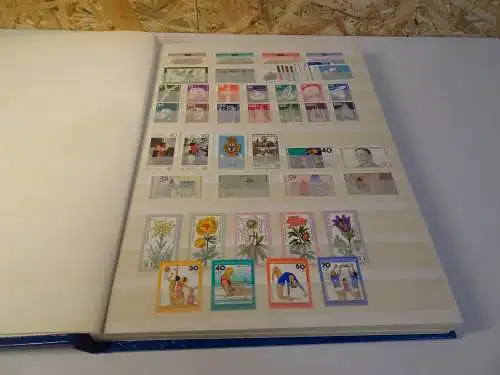 Bund 1975-1992 postfrisch fast komplett (26470)