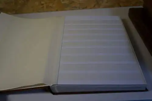4 Einsteckbücher 48 weiße Seiten in braun (28375)