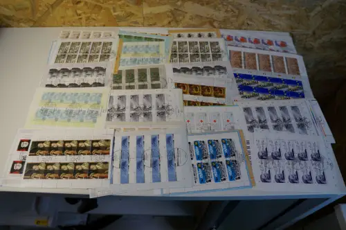 100 10er Bogen gestempelt von Numisblättern (27093H)