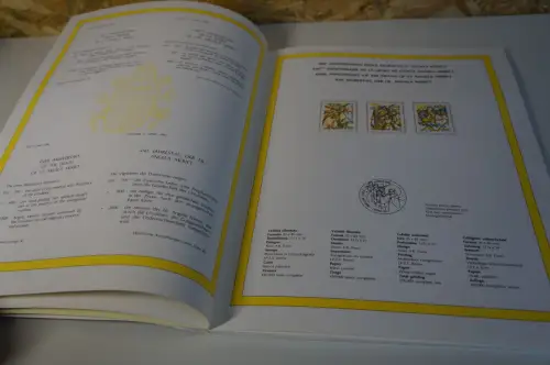 Vatikan Jahrbuch 1990 postfrisch (28123)