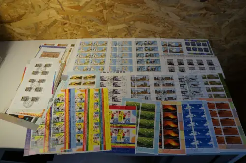 Bund 10er Bogen Jahrgang 2011 komplett mit Esst (28698)