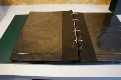 2 Binder WWF / Gefährdete Tierarten leer mit Hüllen (30038)