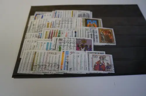 Berlin Jahrgang 1980-1984 gestempelt komplett (30104)