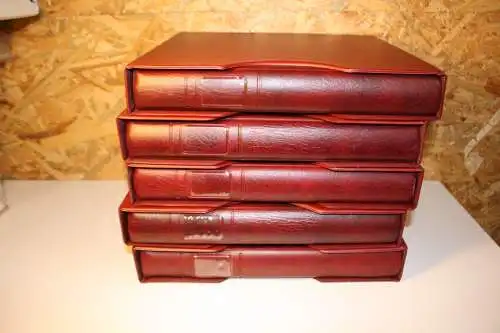 5 Lindner Binder rot mit Schuber leer (30864)