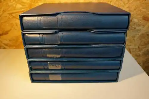 5 Lindner Binder blau mit Schuber leer (31514)