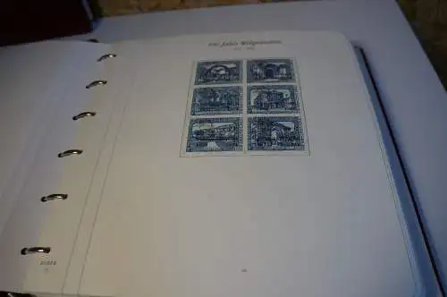 UPU 4 Bände über 195 Blatt Abosammlung (31725)