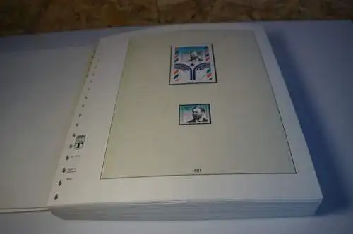 Bund 1990-2000 postfrisch fast komplett inkl. Lindner T (31746)