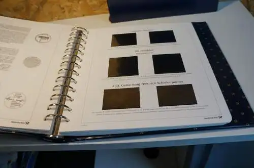 Dt. Post Deutschland Plus 2018-2019 falzlos inkl. Binder + Schuber (31870)