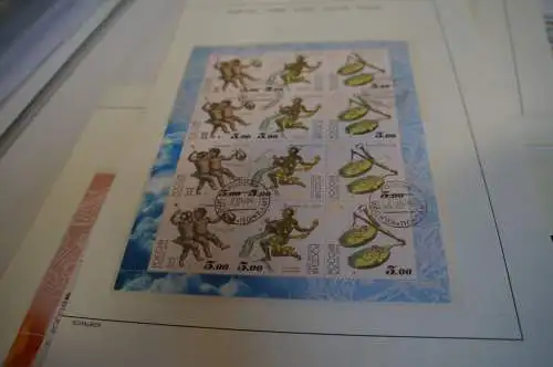 Russland 14 Kleinbogen aus 2004 gestempelt (31901H)