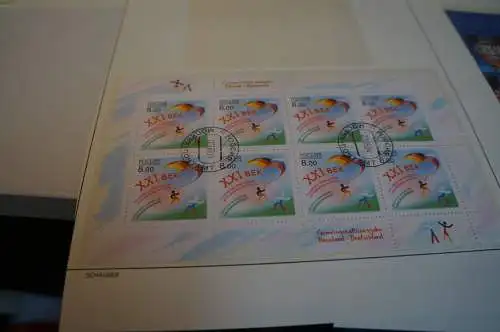 Russland 14 Kleinbogen aus 2004 gestempelt (31901H)