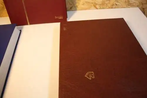 3 Einsteckbücher mit je 48 Seiten in verschiedenen Farben (32002)