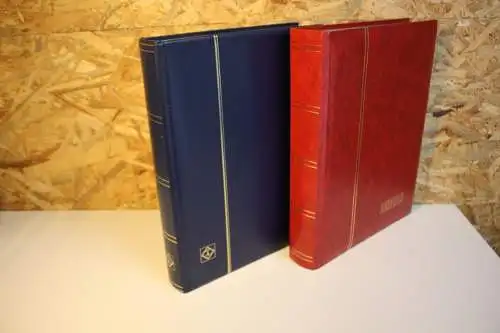 2 Einsteckbücher 60 schwarzen Seiten in blau & rot (32001)