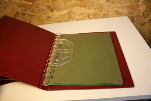 3 Safe Variant Alben in rot mit 35 Hüllen für ETB (32019)