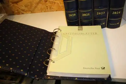 Dt. Post 5 ETB Alben mit Jahreszahlen am Rücken (32040)