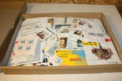 Bund / Berlin 80/90er Jahre lose aus Abo-Lieferungen (32059)