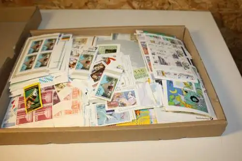 Bund / Berlin 80/90er Jahre lose aus Abo-Lieferungen (32059)
