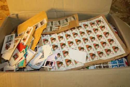 7kg Kiloware Deutschland + Ausland wie angefallen (32120)