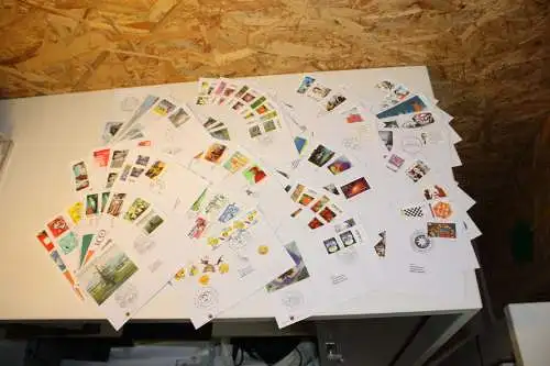 Bund Jahrgang 2019 FDC fast komplett ohne Selbstklebende (32252)
