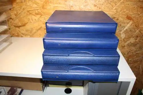 4 Kabe Ringbinder RB2000 blau inkl. Schuber (32314)