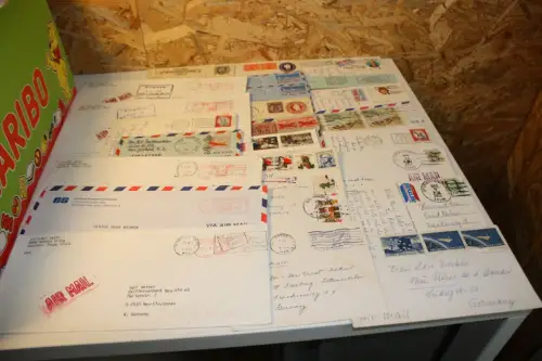 Lot mit Belegen Ausland im Karton (32329)