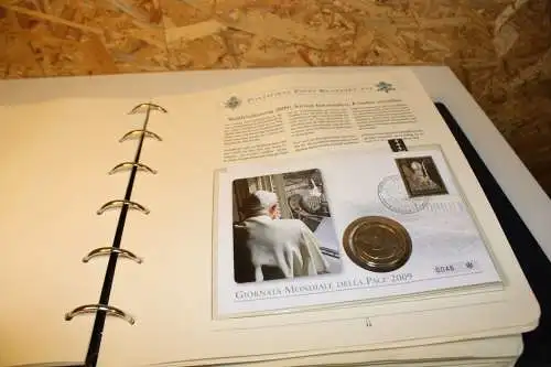 Vatikan 23 Numisbriefe in Album (32445)