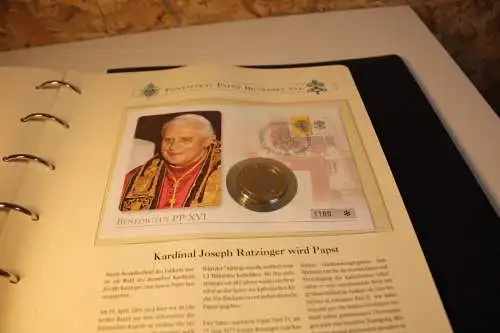 Vatikan 23 Numisbriefe in Album (32445)